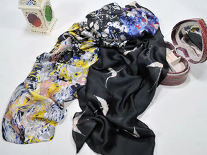 Female bright color decorative pattern scarf wholesale