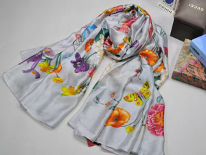 Female fresh flower pattern silk scarf wholesale