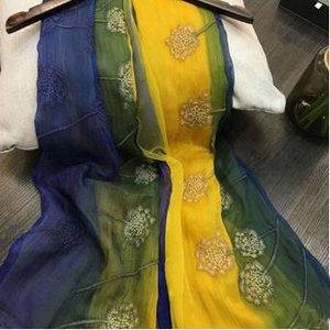 Female fabric flower mulberry silk scarf shawl wholesale