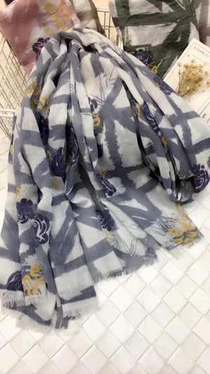 2018 newest cotton scarf hand sarves