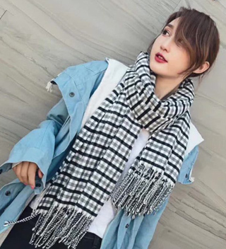 Canada checked scarf wholesale
