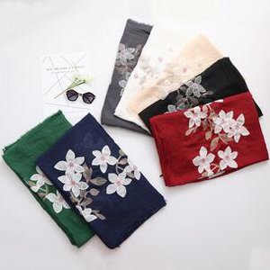 Female national wind cotton art embroider scarf wholesale