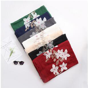 Female national wind cotton art embroider scarf wholesale
