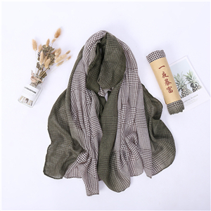 Wholesale plaid pattern cotton scarf