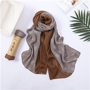 Chinese cheap plaid pattern cotton scarf