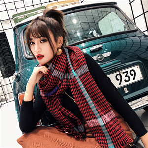 Cheap plaid cashmere tassel scarf