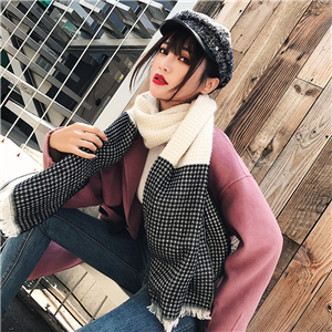 Cheap small houndstooth stitching wool tassel scarf
