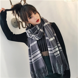 Wholesale plaid pattern tassel cashmere scarf