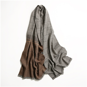 Wholesale gradient check tassel cashmere scarf