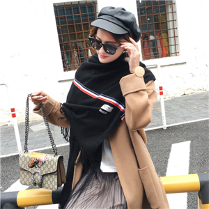 Wholesale solid color thick strips cashmere scarf