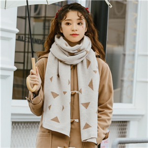 Wholesale triangle pattern stitching wool scarf