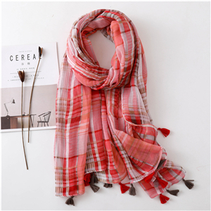 Plaid pattern fringed Bali yarn cheap scarf