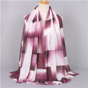 Plaid pattern fringed hairy Muslim cotton scarf