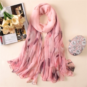 Floral print crocodile wrinkled sun protection scarf