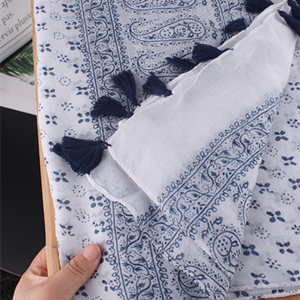 White geometric tassel cotton decorative sunscreen cheap scarf