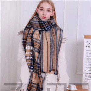 Wool plaid scarf cheap from China