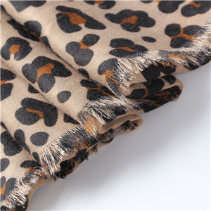 Wholesale fluorescent leopard print cotton scarf