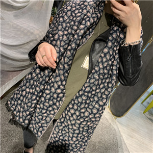 Wholesale cashmere leopard print scarf