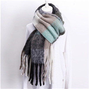 Wholesale color plaid tassel cashmere scarf