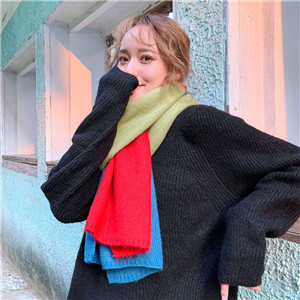 Wholesale diamond color matching knitted scarf