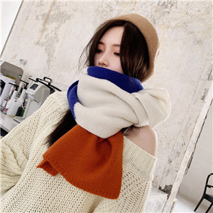 Wholesale diamond color matching knitted scarf