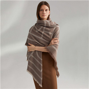 Wholesale geometric pattern cashmere scarf
