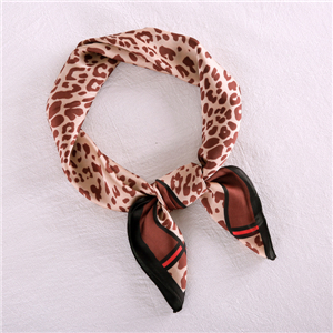 Wholesale printed silk cheap square scarf