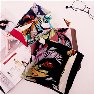 China wholesale printed silk square scarf