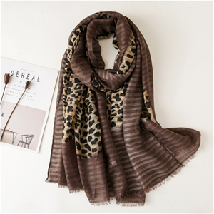 Leopard print tassel cotton warm scarf