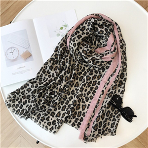 Wholesale color matching leopard cotton decorative scarf