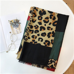 Leopard print cashmere tassel warm scarf
