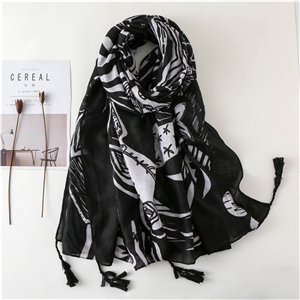 China wholesale black white flower print tassel cotton scarf