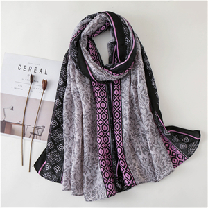 Wholesale geometric print tassel decorated cotton scarf