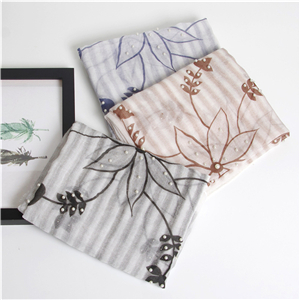 Floral print pearl decorative cotton scarf