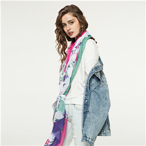 Wholesale lily printed cotton warm scarf