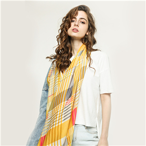 Colorful grid pattern fringed decorative cheap scarf