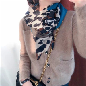 Wholesale leopard print color printed cotton scarf