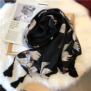 Wholesale crane printing warm cotton scarf