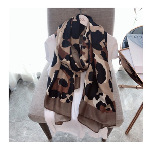 Wholesale leopard pattern warm cotton scarf
