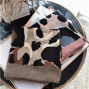 Wholesale leopard pattern warm cotton scarf
