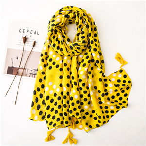 Wholesale yellow bee nest pattern tassel cotton scarf