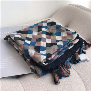 Wholesale plaid pattern decorated cotton scarf