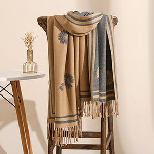 Little daisy flower cashmere scarf