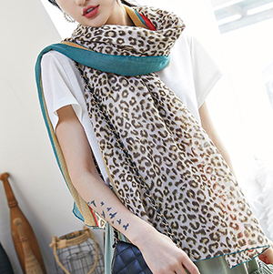 2020 leopard print cotton scarf wholesale