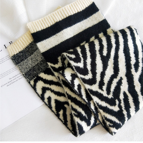 Winter striped knitted warm scarf wholesale