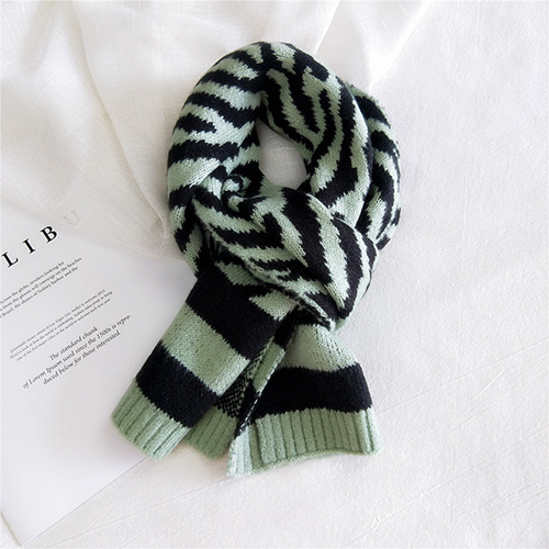 Winter striped knitted warm scarf wholesale