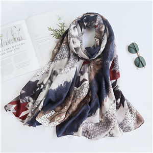 Wholesale maple leaf printed cotton linen scarf