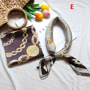 Printed retro wrapper wholesale square scarf