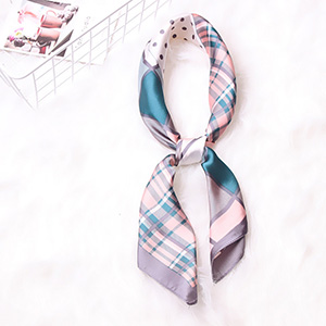 Polka dot lattice decoration square scarf