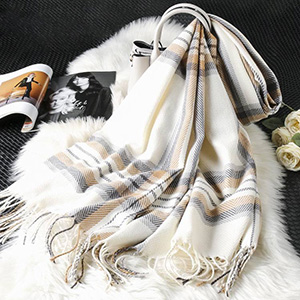 2020 New cashmere plaid scarf